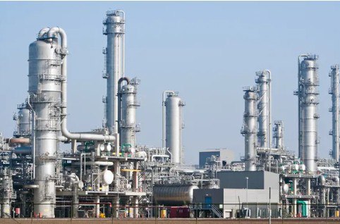 Kazakhstan Seeks Foreign Investors for Fourth Oil Refinery Project