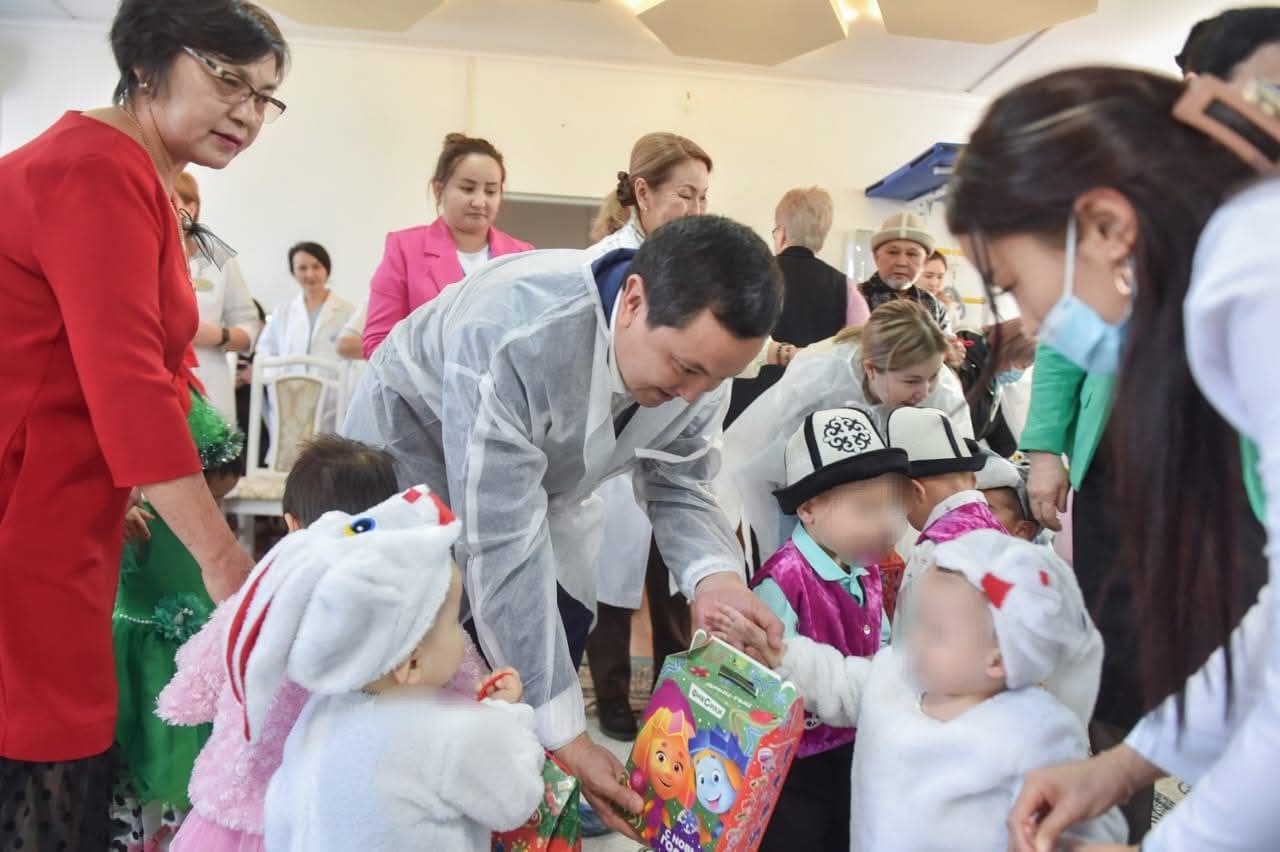 Doctors in Kyrgyzstan to Receive Double Salaries and Subsidized Housing