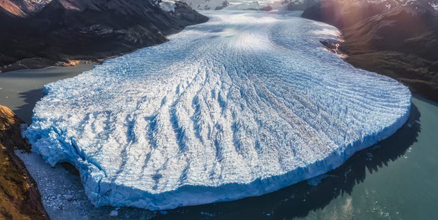 Glacier Growing Despite Global Warming Discovered in Tajikistan
