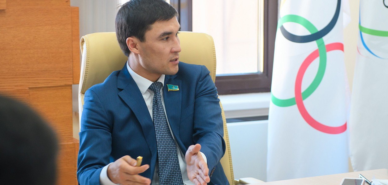 Olympic Boxing Champion Serik Sapiyev Assaulted by Deputy