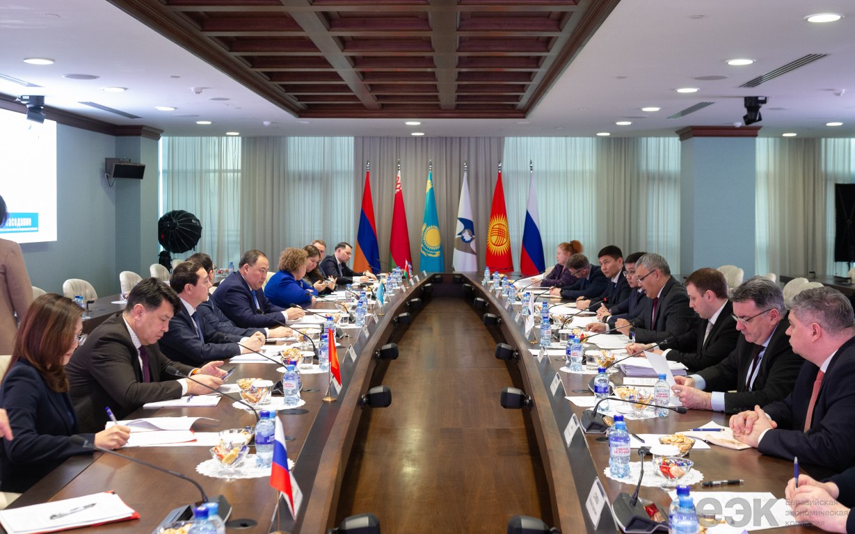 Kyrgyzstan Urges EAEU to Remove Import Duties on Key Goods