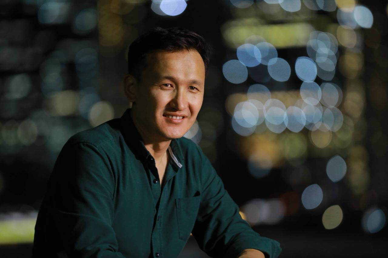 From VHS Tapes to Cannes and the Academy: Kazakh Cinematographer Yerkinbek Ptyraliyev on His Craft