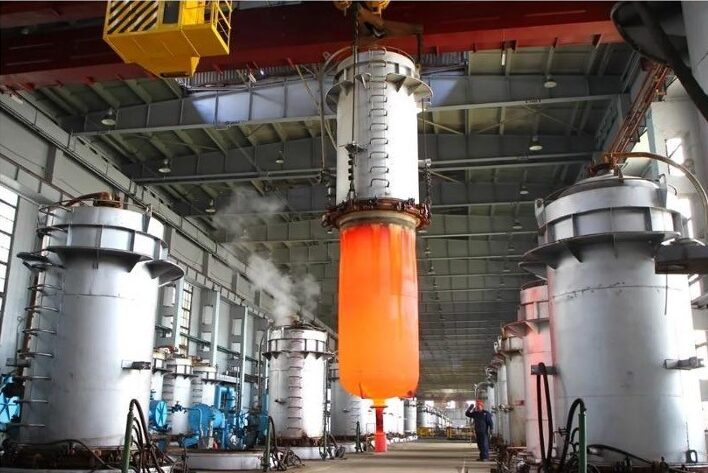 UKTMP -Titanium sponge at end of distillation process